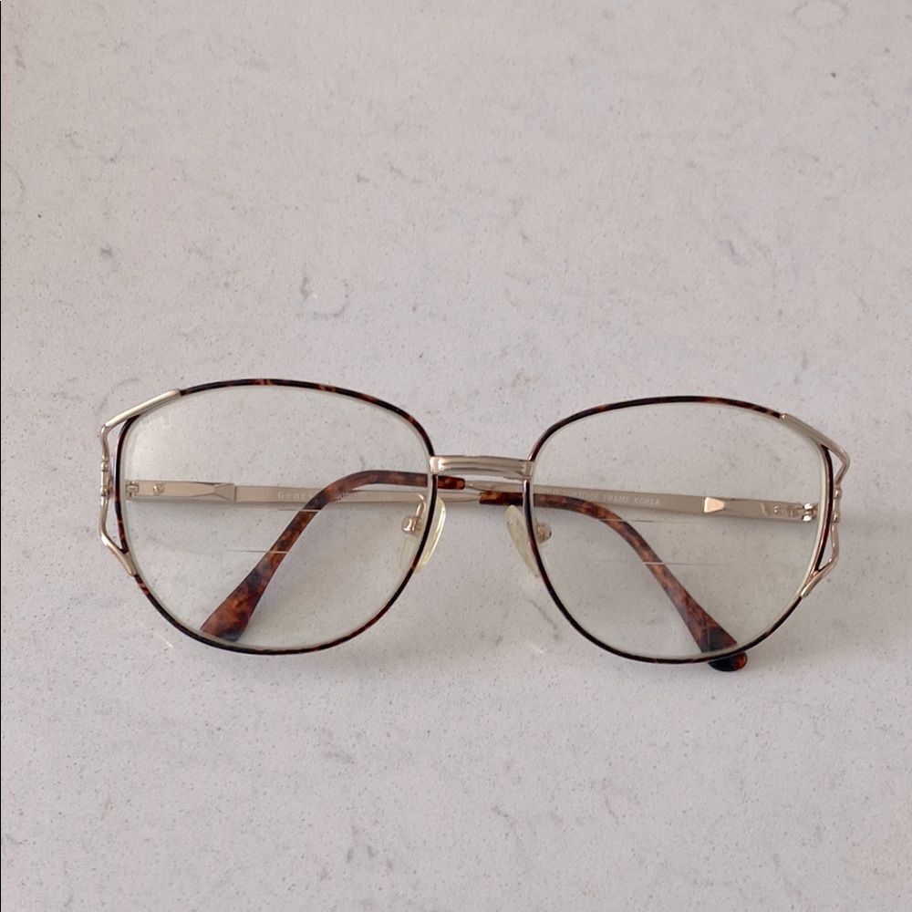 Genesis‎ Model 2315 Gold Tortoise 130 Oval Eyeglasses Vintage Frames Korea